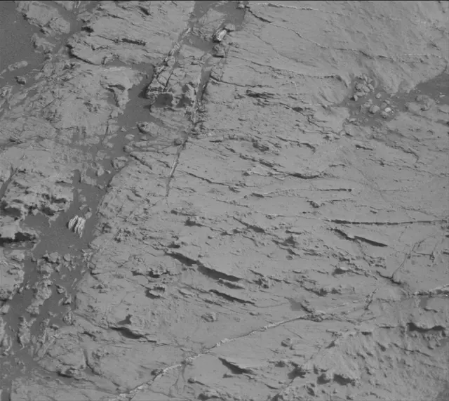 Sol 2799: Mast Camera (Mastcam)