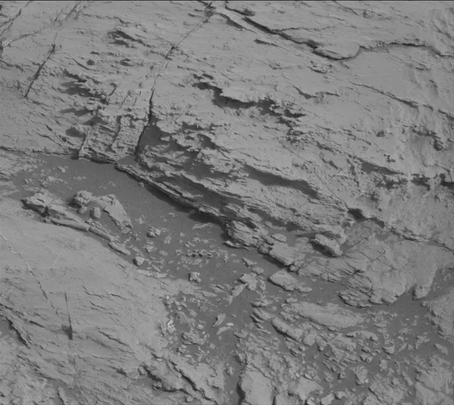 Sol 2799: Mast Camera (Mastcam)