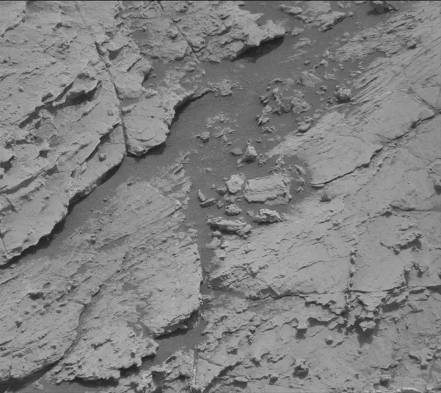 Sol 2799: Mast Camera (Mastcam)