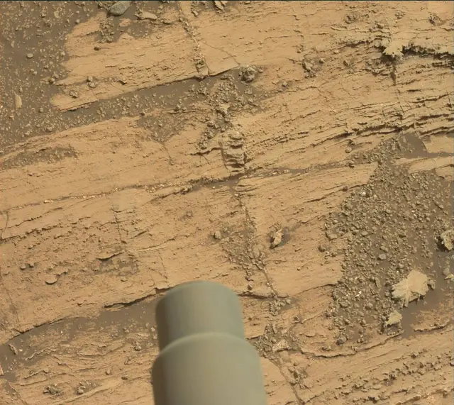 Sol 2800: Mast Camera (Mastcam)