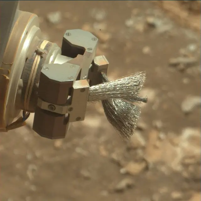 Sol 2801: Mast Camera (Mastcam)