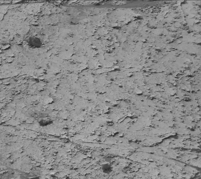 Sol 2801: Mast Camera (Mastcam)