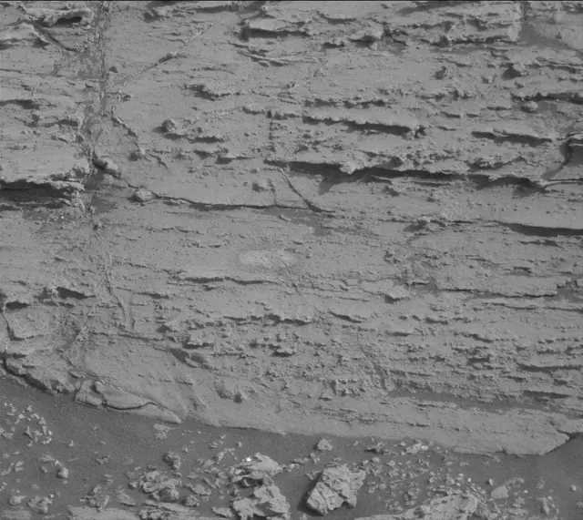 Sol 2801: Mast Camera (Mastcam)