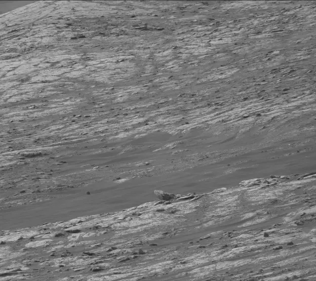 Sol 2801: Mast Camera (Mastcam)
