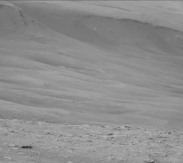 Sol 2801: Mast Camera (Mastcam)