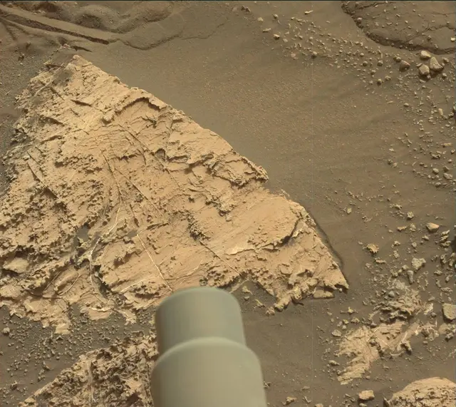 Sol 2802: Mast Camera (Mastcam)