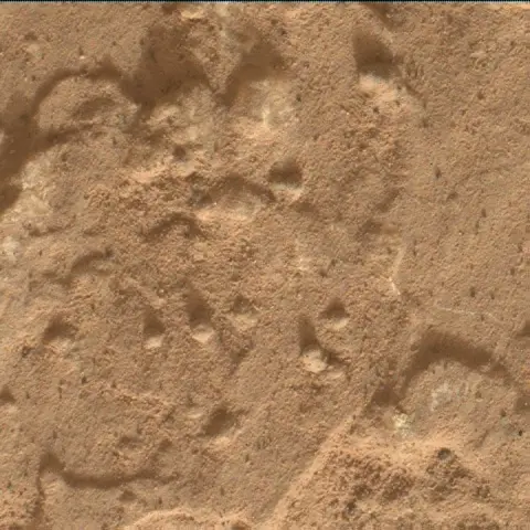 Sol 2803: Mars Hand Lens Imager (MAHLI)