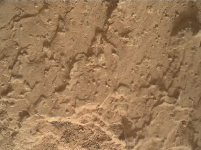 Sol 2803: Mars Hand Lens Imager (MAHLI)