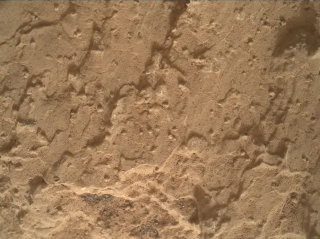 Sol 2803: Mars Hand Lens Imager (MAHLI)