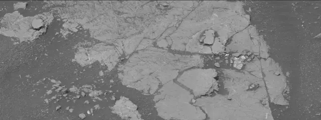 Sol 2804: Mast Camera (Mastcam)