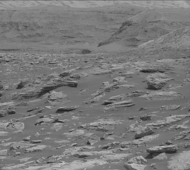 Sol 2804: Mast Camera (Mastcam)