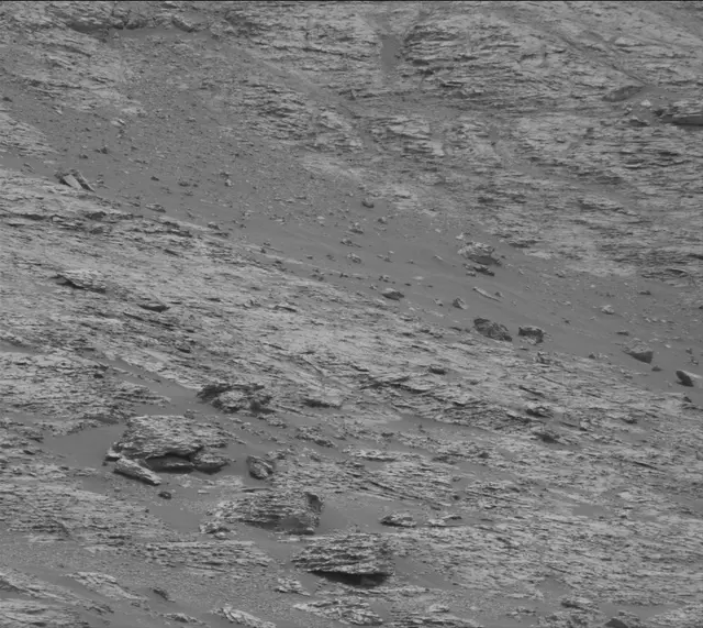 Sol 2804: Mast Camera (Mastcam)