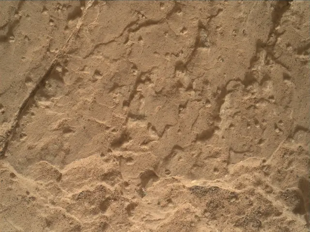 Sol 2804: Mars Hand Lens Imager (MAHLI)
