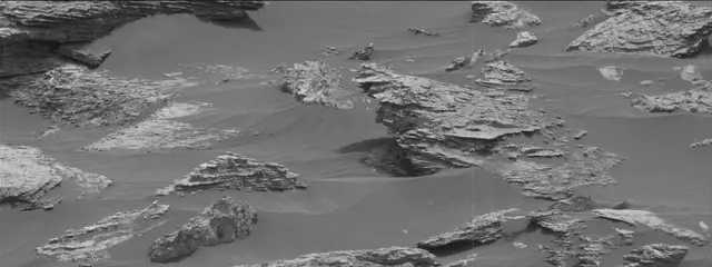 Sol 2813: Mast Camera (Mastcam)