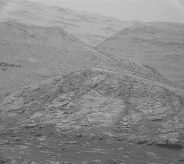 Sol 2813: Mast Camera (Mastcam)