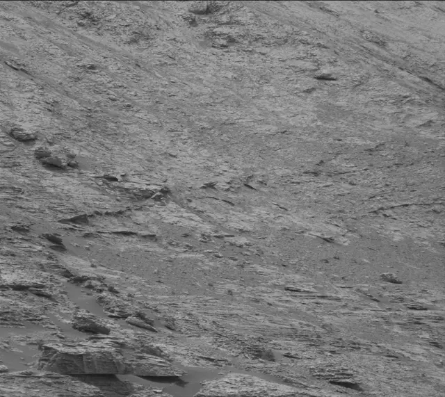 Sol 2813: Mast Camera (Mastcam)