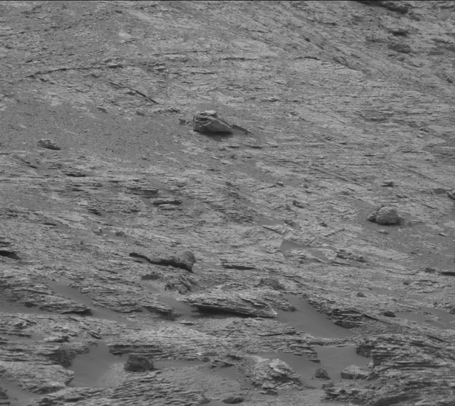 Sol 2813: Mast Camera (Mastcam)