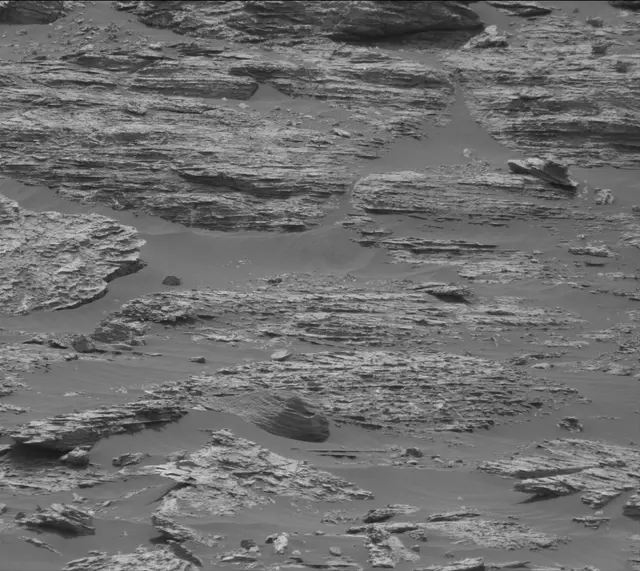 Sol 2813: Mast Camera (Mastcam)
