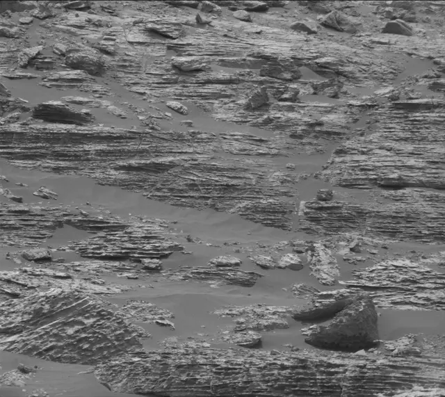 Sol 2813: Mast Camera (Mastcam)