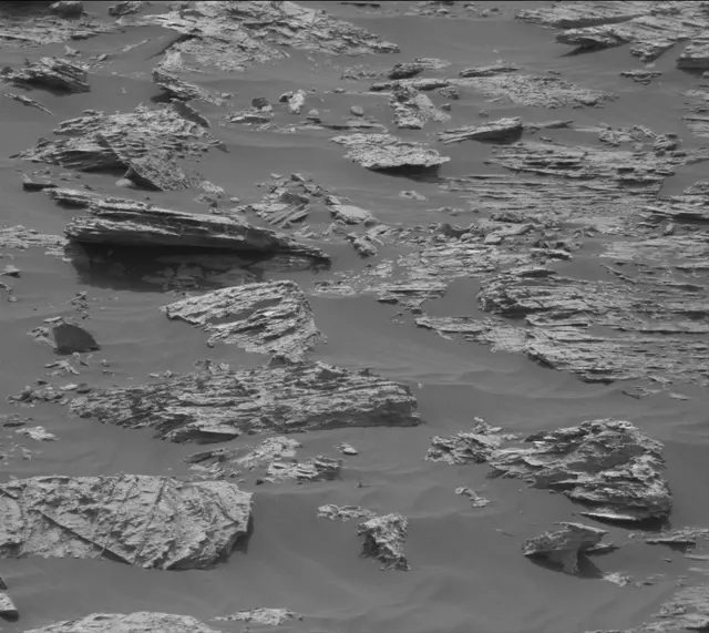 Sol 2813: Mast Camera (Mastcam)