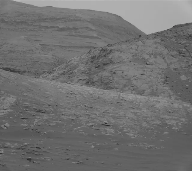Sol 2813: Mast Camera (Mastcam)