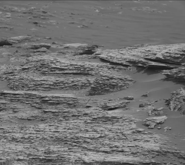 Sol 2813: Mast Camera (Mastcam)