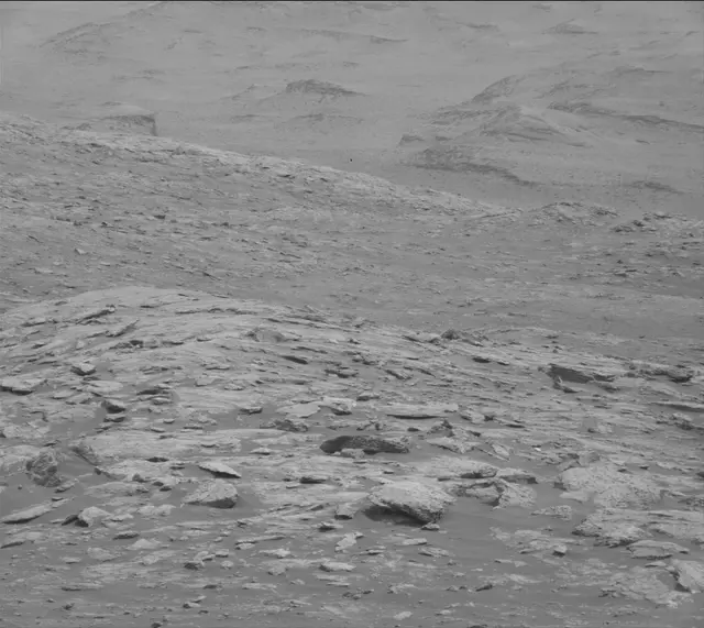 Sol 2813: Mast Camera (Mastcam)