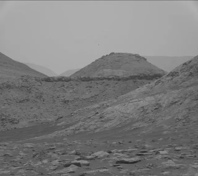 Sol 2816: Mast Camera (Mastcam)