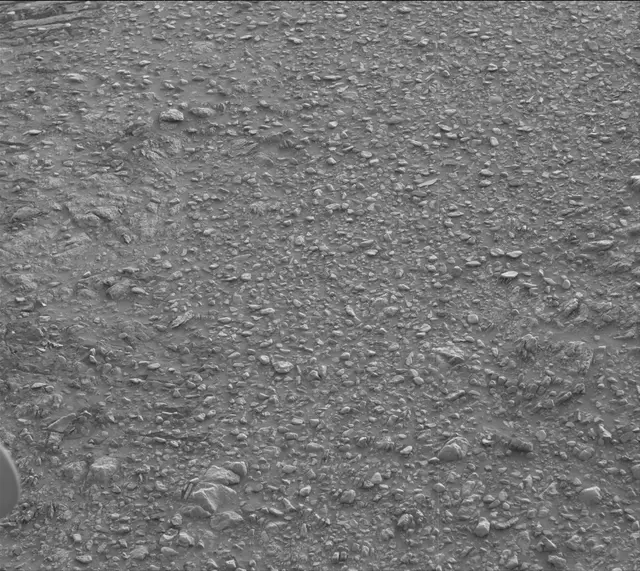 Sol 2817: Mast Camera (Mastcam)