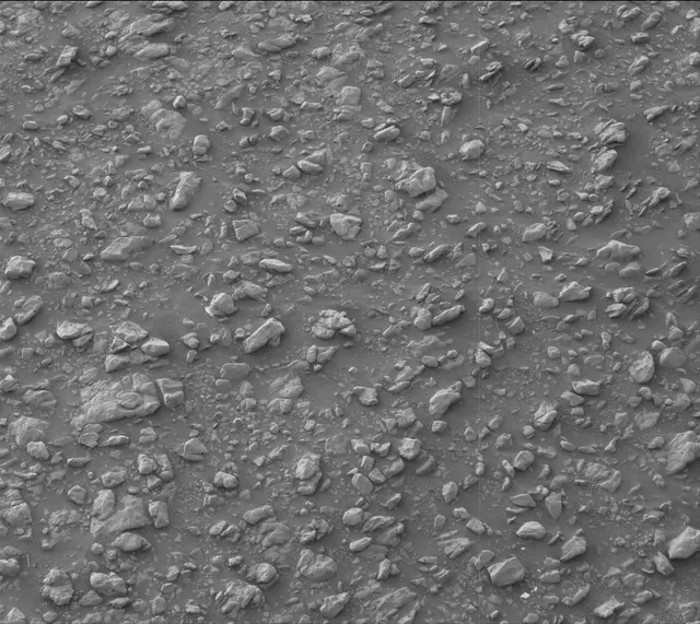 Sol 2817: Mast Camera (Mastcam)