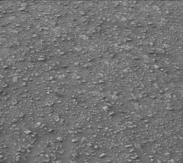 Sol 2817: Mast Camera (Mastcam)