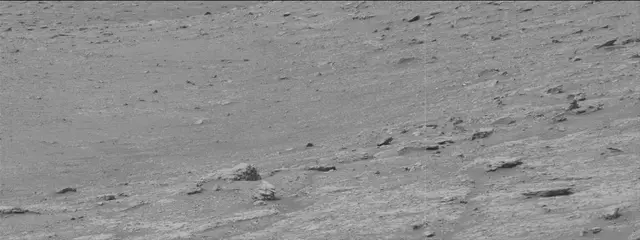 Sol 2819: Mast Camera (Mastcam)