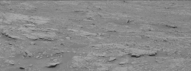 Sol 2819: Mast Camera (Mastcam)
