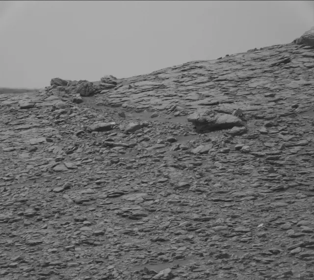 Sol 2819: Mast Camera (Mastcam)