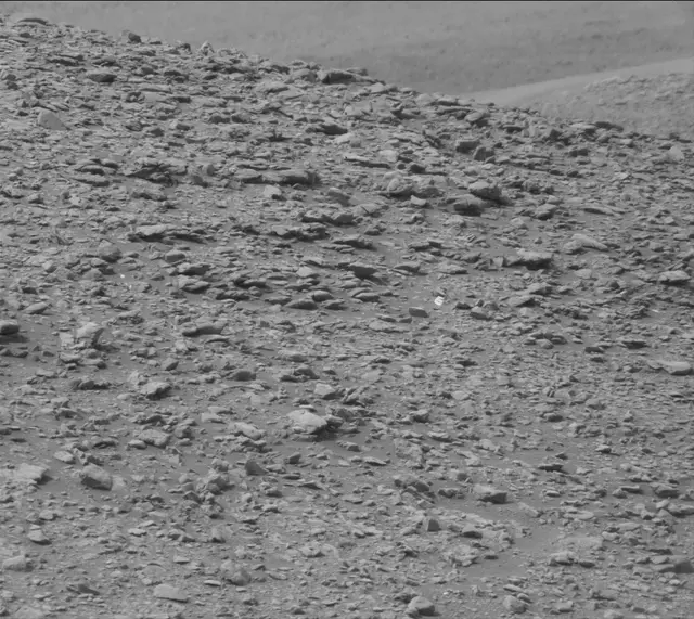 Sol 2819: Mast Camera (Mastcam)