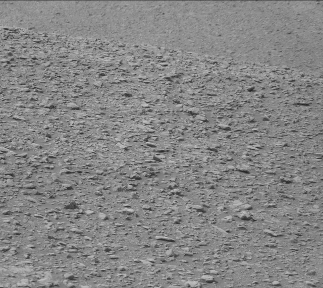 Sol 2819: Mast Camera (Mastcam)