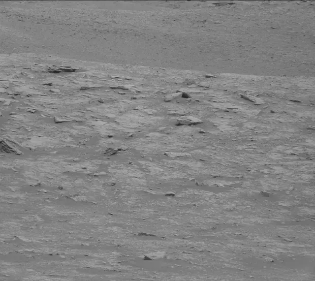 Sol 2819: Mast Camera (Mastcam)