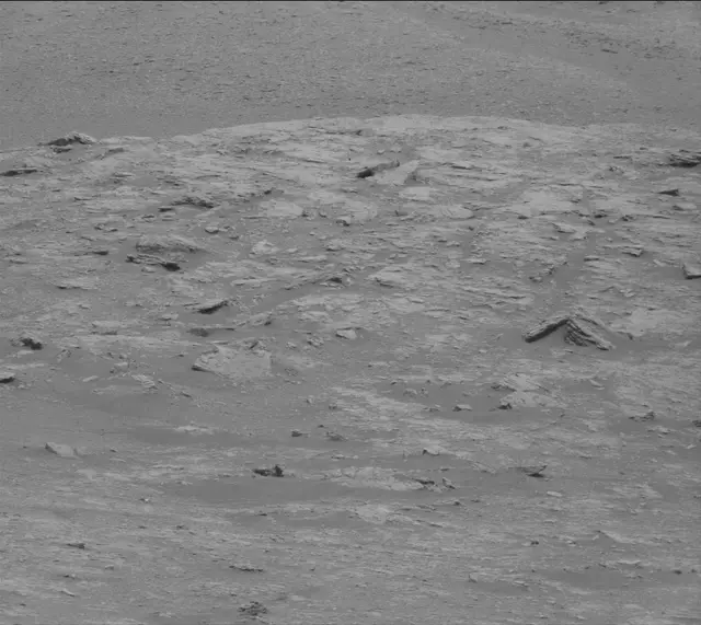 Sol 2819: Mast Camera (Mastcam)