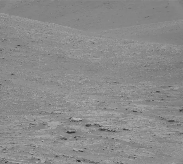Sol 2819: Mast Camera (Mastcam)