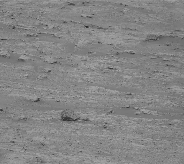 Sol 2819: Mast Camera (Mastcam)