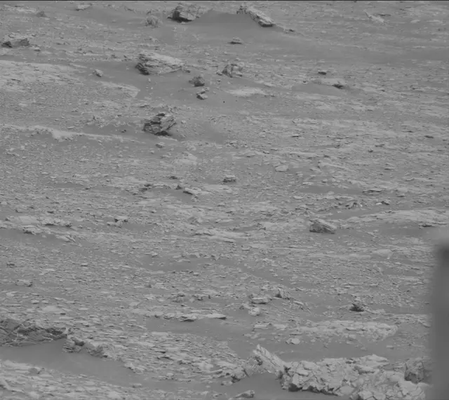 Sol 2819: Mast Camera (Mastcam)