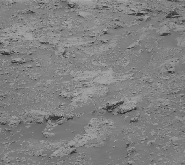 Sol 2819: Mast Camera (Mastcam)