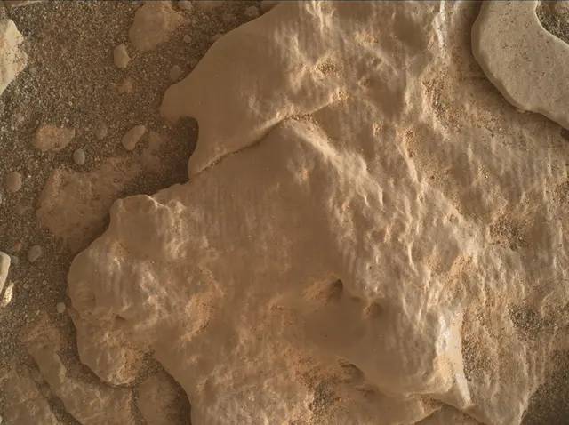 Sol 2819: Mars Hand Lens Imager (MAHLI)
