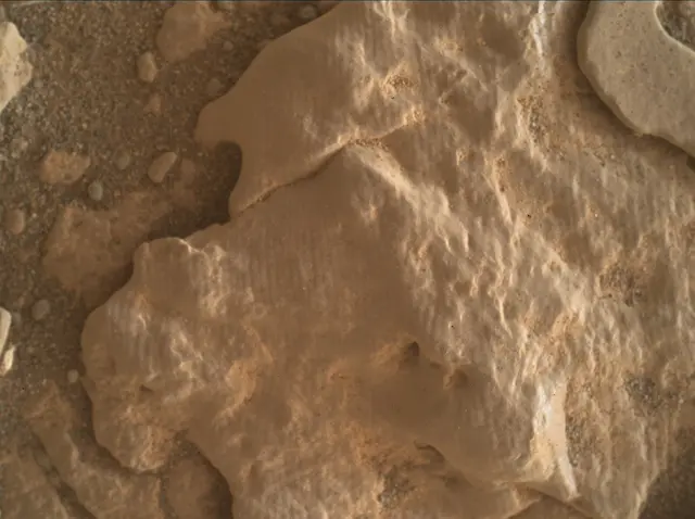Sol 2819: Mars Hand Lens Imager (MAHLI)