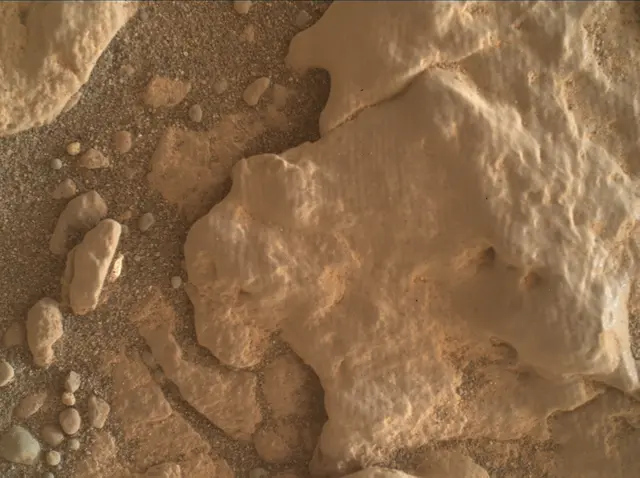 Sol 2819: Mars Hand Lens Imager (MAHLI)