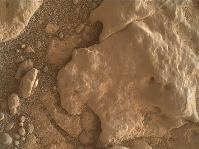 Sol 2819: Mars Hand Lens Imager (MAHLI)