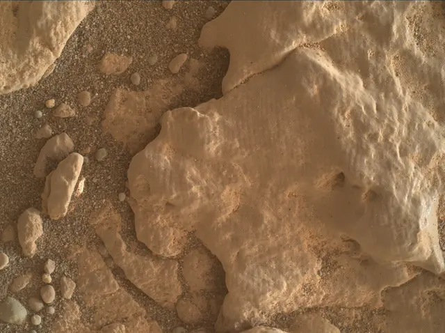 Sol 2819: Mars Hand Lens Imager (MAHLI)