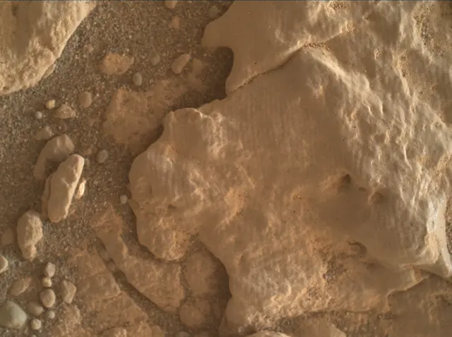 Sol 2819: Mars Hand Lens Imager (MAHLI)