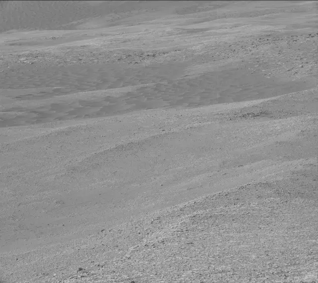 Sol 2820: Mast Camera (Mastcam)