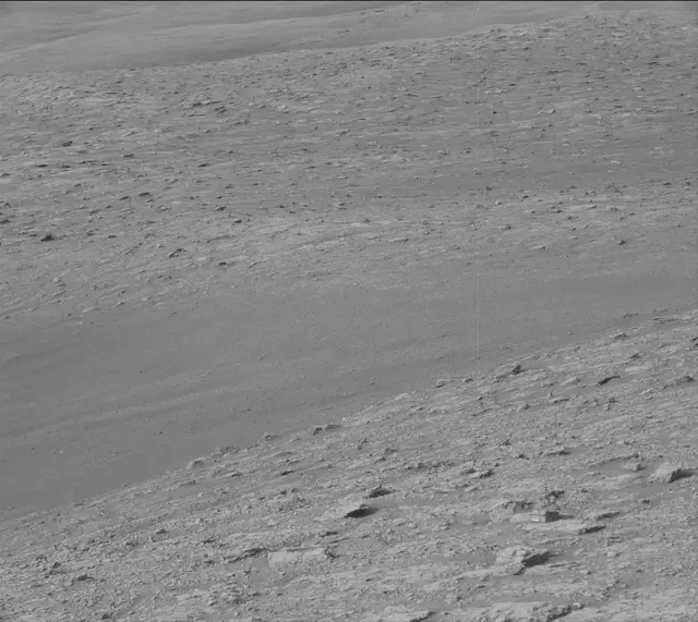Sol 2820: Mast Camera (Mastcam)